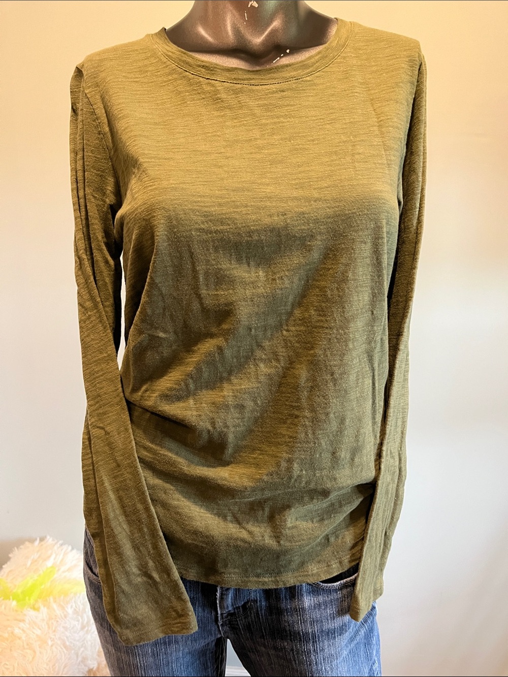 Old Navy Olive Long Sleeve Crewneck Tee
